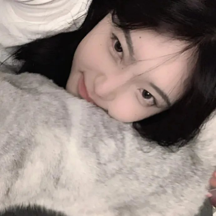 饥荒年我囤货养了个古代男友